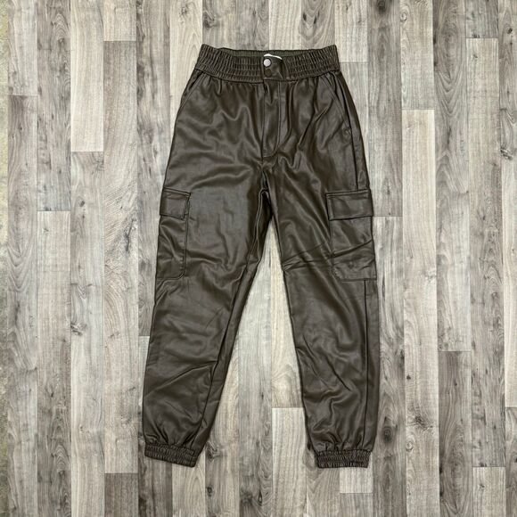 Abercrombie & Fitch faux leather cargo pull on olive green pants - Picture 2 of 6